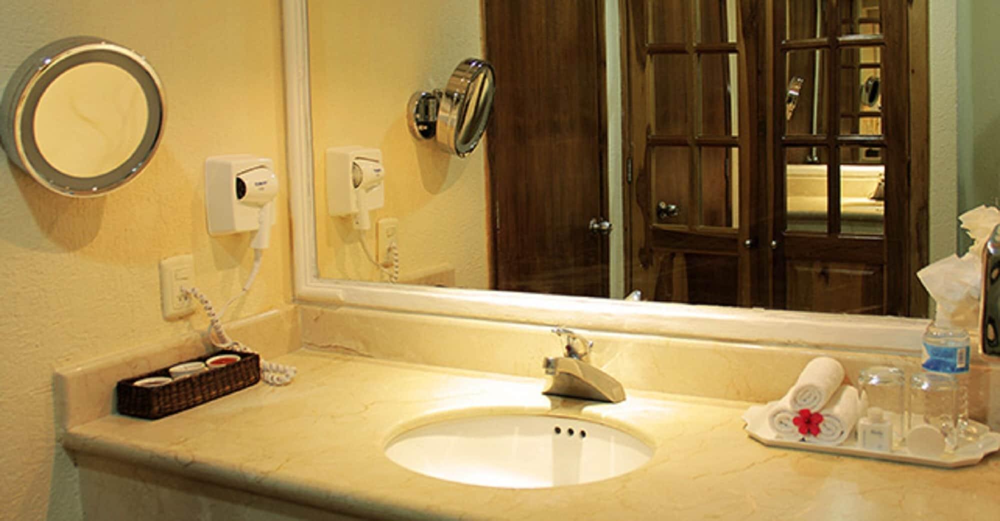 Hacienda Real Del Caribe Hotel Плая-дель-Кармен Экстерьер фото